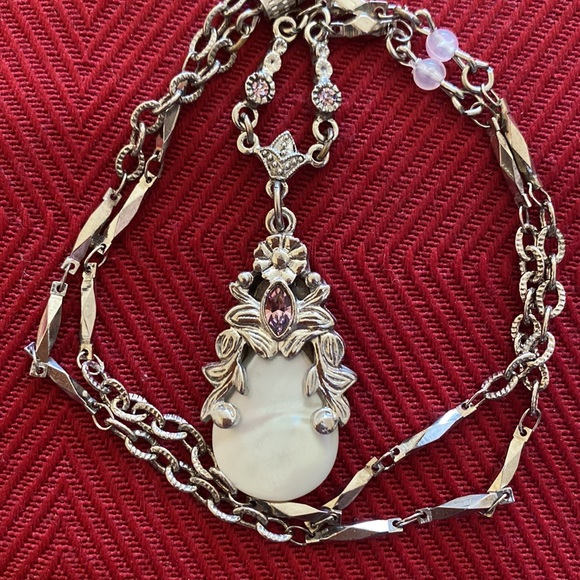 MOTHER OF PEARL & GARNET PENDANT BEADED RHINESTONE CHAIN NECKLACE - Picture 1 of 5